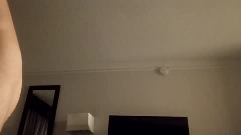 treedude303720 online show from September 2025 10:28:01 AM