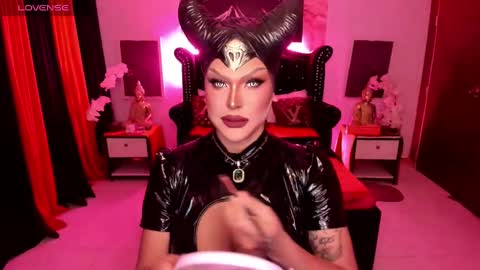 Snapshot of tremendouscockdestroyer chatting on December 2024 04:21:01 AM Jade online show from December 2024 04:21:01 AM