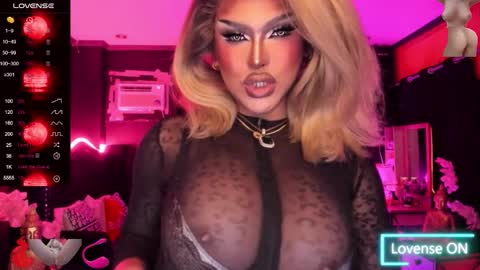 Snapshot of tremendouscockdestroyer chatting on October 2025 02:15:02 PM Jade online show from October 2025 02:15:02 PM