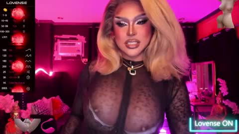 Snapshot of tremendouscockdestroyer chatting on October 2025 11:09:01 AM Jade online show from October 2025 11:09:01 AM