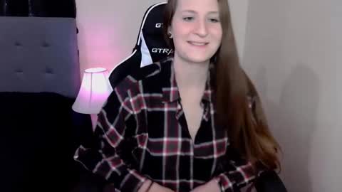 tressabelle online show from November 2025 02:39:01 PM