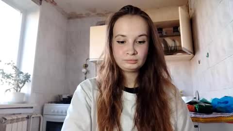 Sara online show from September 2025 02:08:01 PM