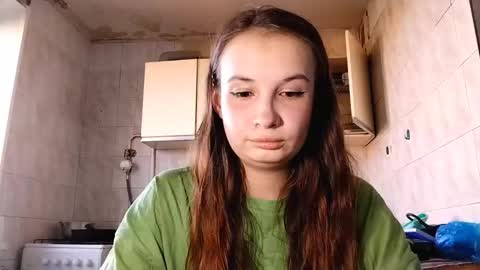 Sara online show from September 2025 02:08:01 PM