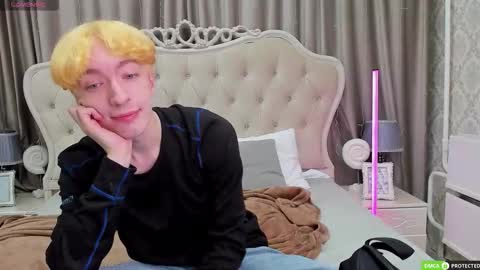 Snapshot of trevorbenson chatting on October 2025 03:03:02 AM TrevorBenson online show from October 2025 03:03:02 AM