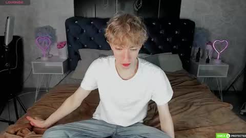 Snapshot of trevorbenson chatting on October 2025 03:15:02 AM TrevorBenson online show from October 2025 03:15:02 AM