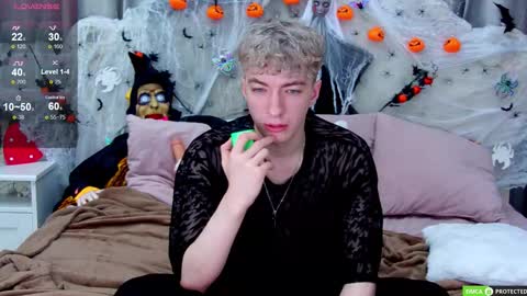 Snapshot of trevorbenson chatting on October 2025 04:20:02 AM TrevorBenson online show from October 2025 04:20:02 AM