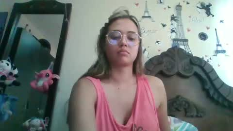 triana_bell online show from December 2024 09:33:02 PM