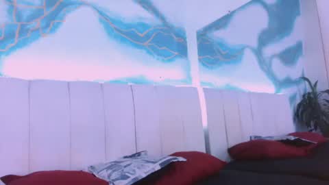 Snapshot of triana_crimson chatting on September 2025 09:51:01 PM triana_crimson online show from September 2025 09:51:01 PM