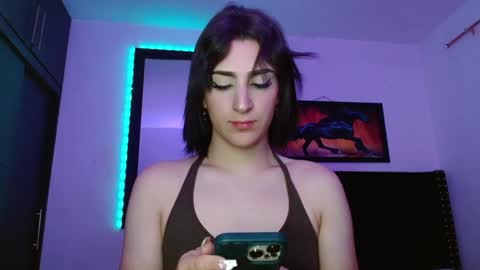 triana_damelio online show from September 2025 02:33:02 PM