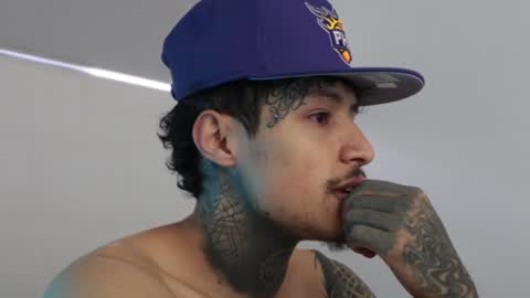 Snapshot of trieone chatting on December 2024 08:27:02 PM - trieone online show from December 2024 08:27:02 PM