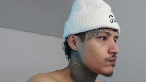 Snapshot of trieone chatting on January 2025 02:47:02 PM - trieone online show from January 2025 02:47:02 PM