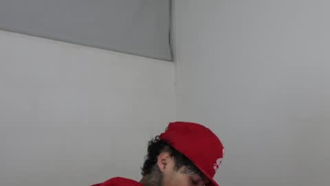 Snapshot of trieone chatting on February 2025 08:11:02 AM - trieone online show from February 2025 08:11:02 AM