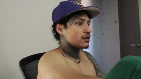 Snapshot of trieone chatting on September 2025 09:14:01 PM - trieone online show from September 2025 09:14:01 PM