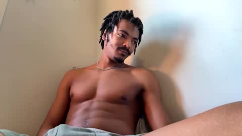 Snapshot of trillahung chatting on March 2025 02:12:01 PM WapBopper online show from March 2025 02:12:01 PM