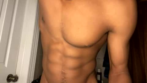 Snapshot of trillahung chatting on November 2025 03:05:01 AM WapBopper online show from November 2025 03:05:01 AM