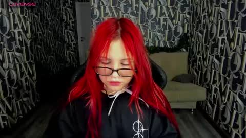Trina online show from December 2024 01:22:01 AM