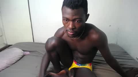 Snapshot of trisboo5 chatting on December 2024 05:37:02 AM Trisboo5 online show from December 2024 05:37:02 AM