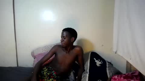 Snapshot of trisboo5 chatting on January 2025 07:32:01 PM Trisboo5 online show from January 2025 07:32:01 PM