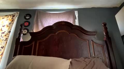 Snapshot of trixiesplayhouse chatting on November 2025 06:08:01 PM Trix online show from November 2025 06:08:01 PM