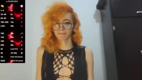 Trixy Rose online show from January 2025 11:37:02 PM