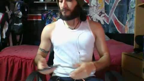 Snapshot of trizquelmen chatting on November 2025 12:48:02 PM Andrew online show from November 2025 12:48:02 PM