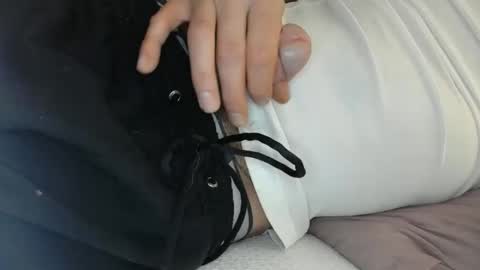 Snapshot of tropichot418 chatting on December 2025 02:45:02 PM Tropichot online show from December 2025 02:45:02 PM