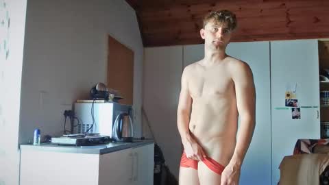 Snapshot of troy_w chatting on November 2025 04:22:01 PM troy_w online show from November 2025 04:22:01 PM