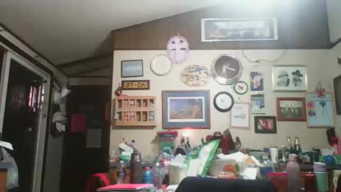 Snapshot of truckerswifetobe chatting on September 2025 03:06:02 AM TruckersWifeToBe online show from September 2025 03:06:02 AM