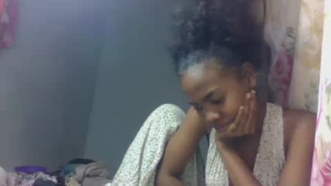 tsaralaza online show from October 2025 12:17:02 PM