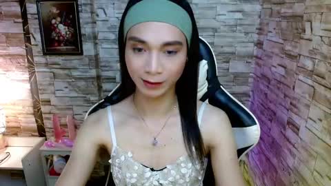 Tina online show from February 2025 04:32:01 PM