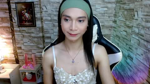 Tina online show from March 2025 05:05:01 PM