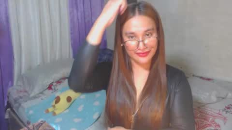 Snapshot of tspam19 chatting on October 2025 08:43:01 AM PAM online show from October 2025 08:43:01 AM