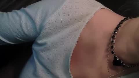 Snapshot of tspostophere chatting on November 2025 10:04:02 AM Annika online show from November 2025 10:04:02 AM