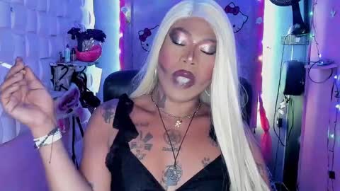 BellaRoxanna online show from December 2024 06:38:01 PM