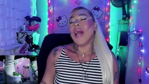 BellaRoxanna online show from December 2024 07:04:02 PM