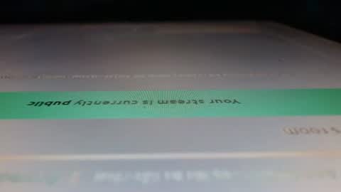 Snapshot of tswildflower33 chatting on October 2025 04:02:02 AM Chin-chin online show from October 2025 04:02:02 AM
