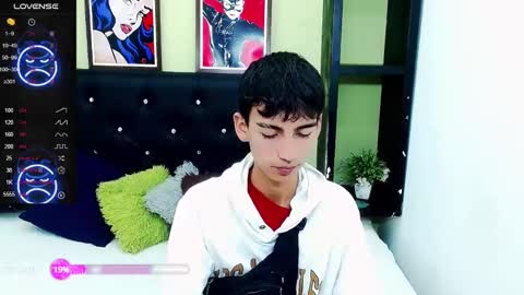 ttimy online show from December 2024 08:16:01 PM