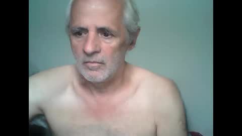 Snapshot of tuamigo8a chatting on December 2025 10:57:01 AM Siveomeves online show from December 2025 10:57:01 AM