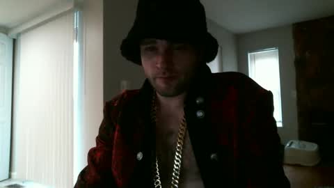 tugg_love online show from November 2025 06:19:02 PM