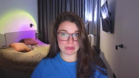 Ariana online show from November 2025 08:44:01 PM