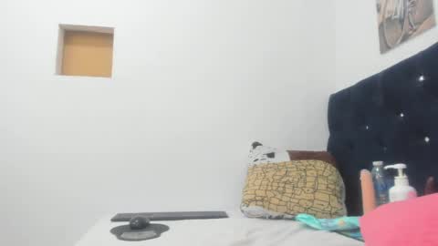 tutty_sweet online show from December 2024 07:55:01 AM