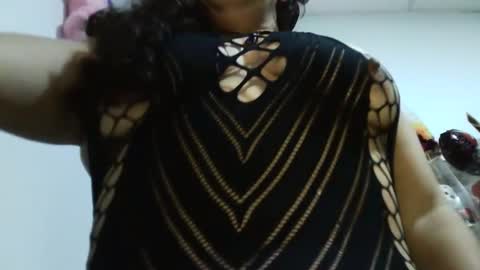 Snapshot of tuzusy chatting on September 2025 04:38:02 AM tuzusy online show from September 2025 04:38:02 AM