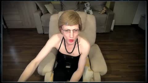 Snapshot of tvclementine chatting on November 2025 08:49:01 AM Clementine online show from November 2025 08:49:01 AM