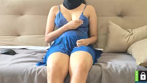 A  M On vacation till 28th online show from October 2025 03:38:02 AM