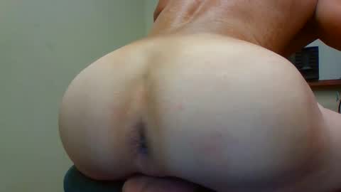 Snapshot of twayne29x chatting on October 2025 07:19:02 AM twayne29x online show from October 2025 07:19:02 AM