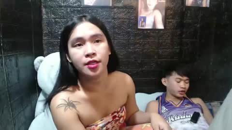 tweethearts_only online show from October 2025 01:22:01 PM