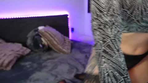 Snapshot of tweety_twist chatting on December 2024 09:28:02 PM MayCarrey online show from December 2024 09:28:02 PM