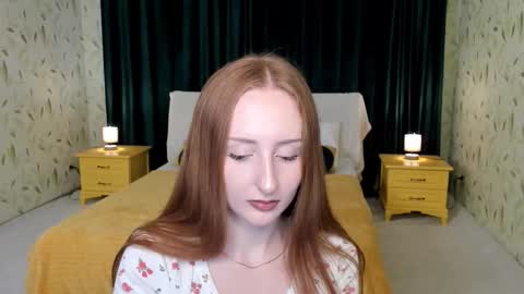 Snapshot of twilightserenade chatting on November 2025 11:33:01 AM twilightserenade online show from November 2025 11:33:01 AM