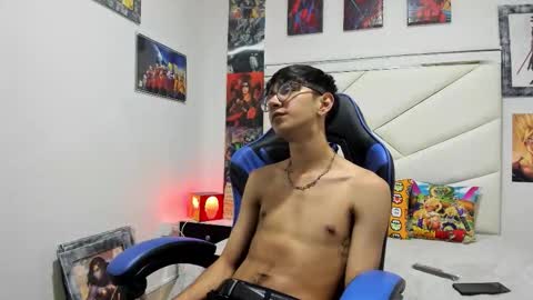 twink_joss online show from October 2025 08:00:02 PM