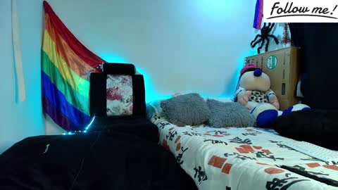 Snapshot of twink_sebas_ chatting on December 2024 04:51:02 AM Bad boy sebastian online show from December 2024 04:51:02 AM